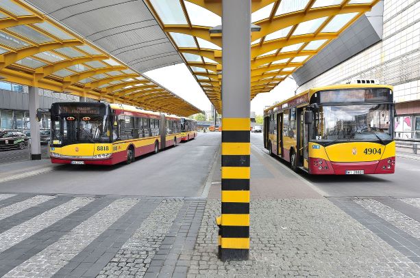 Autobusy Dworzec Centralny 2016b