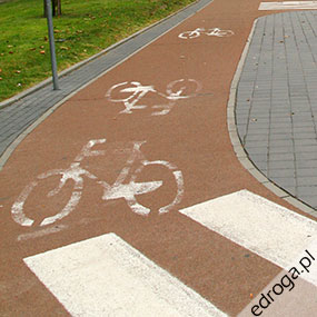 Opinia w sprawie ustalania pierwszeństwa na przejazdach dla rowerzystów w świetle nowelizacji ustawy Prawo o ruchu drogowym z 1 kwietnia 2011 r.