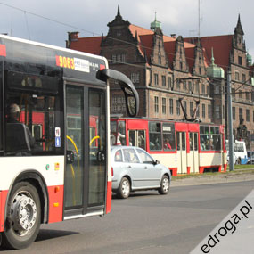 Drogi i transport w miastach (III) Publiczny transport zbiorowy