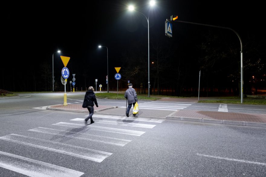 Doświetlone przejścia dla pieszych w Warszawie