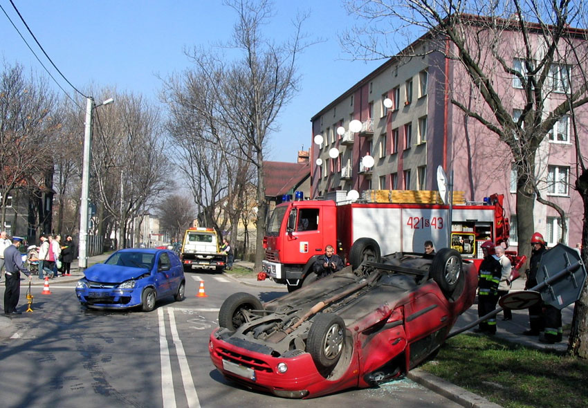 Fot. 1. Zdarzenie drogowe na jednym ze skrzyżowań ulic w Chorzowie